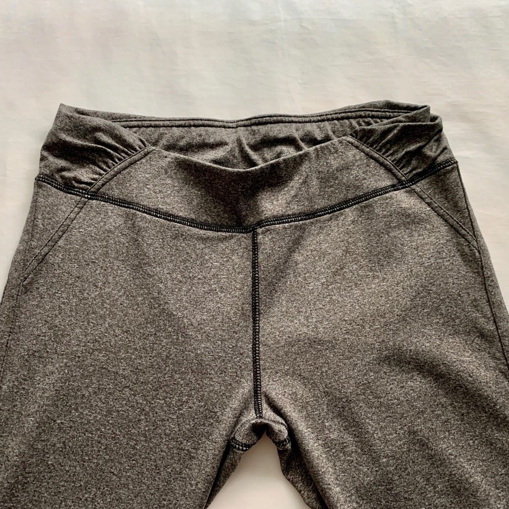 Warm workout gray leggings!